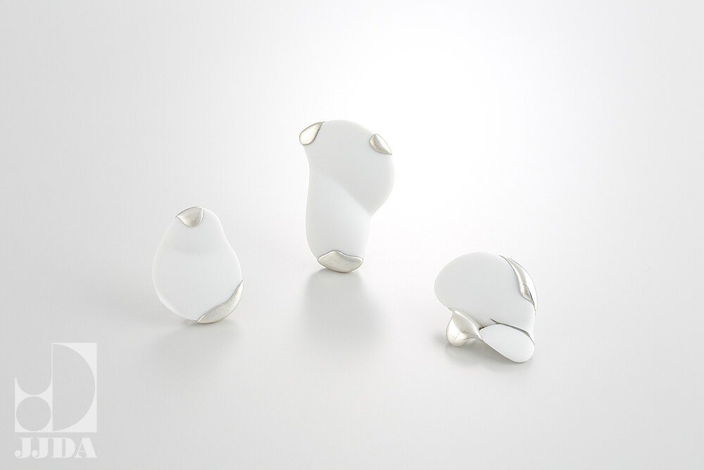 ブローチ/Brooch