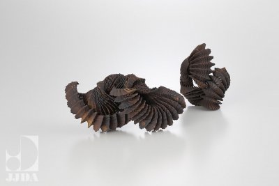 ブローチ／Brooch